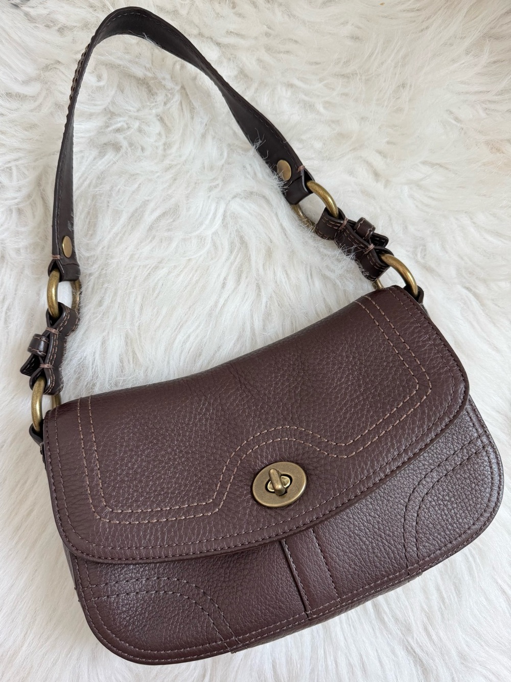 Vintage Coach Chelsea brown pebbled leather turnlock mini shoulder bag